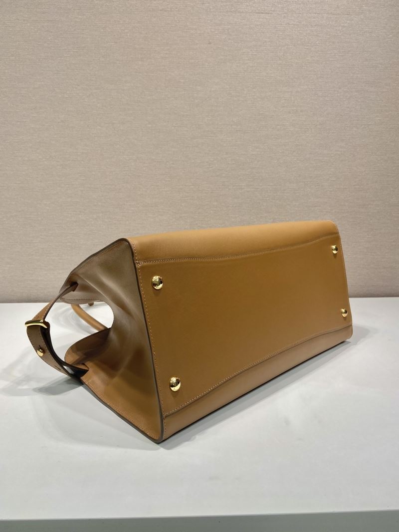 Pra*a top handle bags